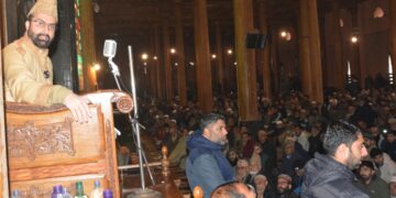 میرواعظ عمر فاروق نے عدالت کے حکم پر مذہبی مقامات کے سروے کی مذمت کی، نتائج کا انتباہ دیا