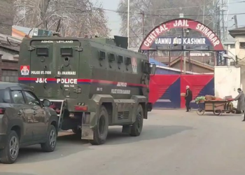 سینٹرل جیل سری نگرمیں تلاشی کے دوران سیل فونز، سم کارڈز سمیت کئی ڈیجیٹل آلات ضبط کئے گئے :کاونٹر انٹیلی جنس کشمیر