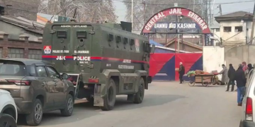 سینٹرل جیل سری نگرمیں تلاشی کے دوران سیل فونز، سم کارڈز سمیت کئی ڈیجیٹل آلات ضبط کئے گئے :کاونٹر انٹیلی جنس کشمیر